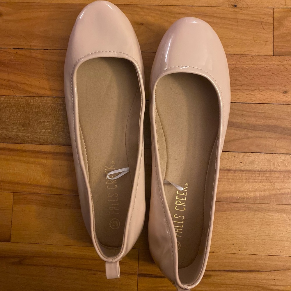 Pink flats